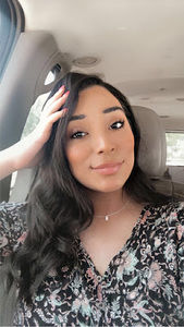 Meet your Posher, Lydιa